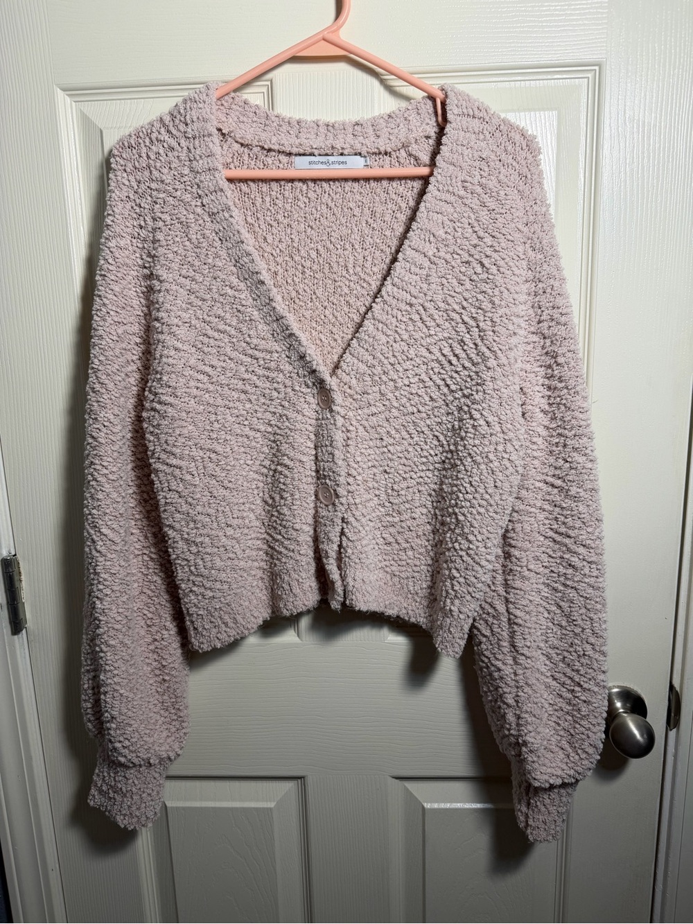 Women’s Cozy Blush Button-Front Cropped Cardigan Sweater, size Medium